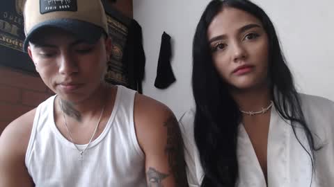 Snapshot of sahara_n_thiago chatting on January 2025 11:56:01 AM Sahara y Thiago online show from January 2025 11:56:01 AM