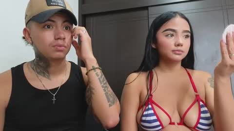 Snapshot of sahara_n_thiago chatting on March 2025 12:06:02 PM Sahara y Thiago online show from March 2025 12:06:02 PM