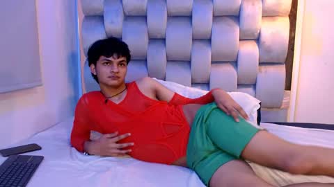 Snapshot of sahircharm chatting on May 2026 12:40:02 AM sahircharm online show from May 2026 12:40:02 AM