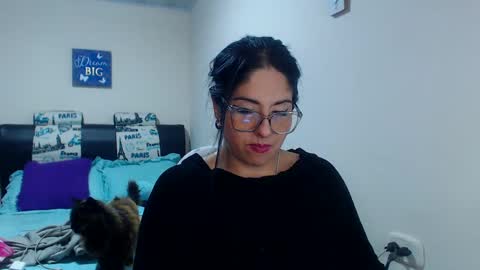 Snapshot of sahotlove1 chatting on December 2024 01:25:01 AM Karina online show from December 2024 01:25:01 AM