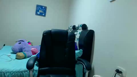 Snapshot of sahotlove1 chatting on January 2025 03:55:01 AM Karina online show from January 2025 03:55:01 AM