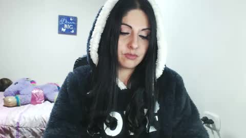 Snapshot of sahotlove1 chatting on February 2025 12:59:01 AM Karina online show from February 2025 12:59:01 AM