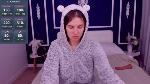 Snapshot of saidaray chatting on November 2025 08:06:01 AM Adel online show from November 2025 08:06:01 AM