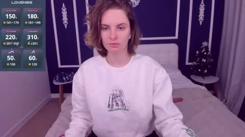 Snapshot of saidaray chatting on December 2025 10:09:02 AM Adel online show from December 2025 10:09:02 AM