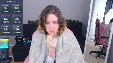 Snapshot of saidaray chatting on December 2025 07:47:01 AM Adel online show from December 2025 07:47:01 AM