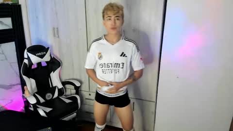 Juan online show from November 2025 01:43:01 PM