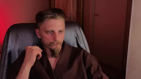 Snapshot of saint__vicious chatting on March 2025 08:31:01 PM saint__vicious online show from March 2025 08:31:01 PM