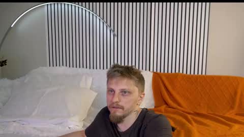 Snapshot of saint__vicious chatting on October 2025 08:08:01 PM saint__vicious online show from October 2025 08:08:01 PM