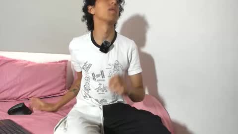 Snapshot of saint_dark chatting on December 2025 01:16:02 PM saint_dark online show from December 2025 01:16:02 PM