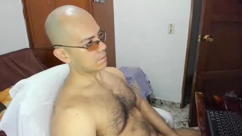 saintedy01 online show from October 2025 01:45:01 PM