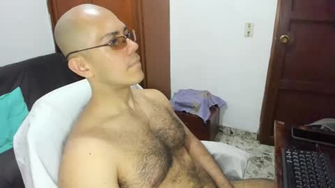 saintedy01 online show from April 2026 04:37:01 PM