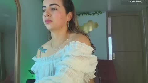 sairy_ online show from May 2026 05:18:01 PM