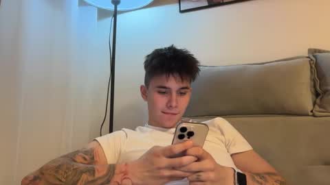 Snapshot of sairyeks chatting on September 2025 10:31:01 PM Roby online show from September 2025 10:31:01 PM