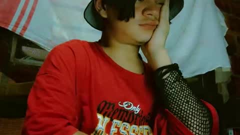 Snapshot of sakukeo6 chatting on February 2025 04:37:02 AM sakukeo6 online show from February 2025 04:37:02 AM