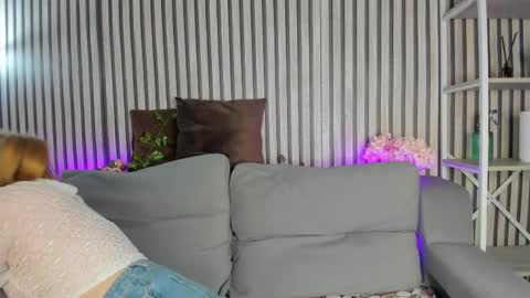 Snapshot of sally_ange1 chatting on May 2026 01:02:02 AM Sally online show from May 2026 01:02:02 AM