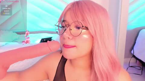  Sally White  online show from February 2025 03:19:01 AM