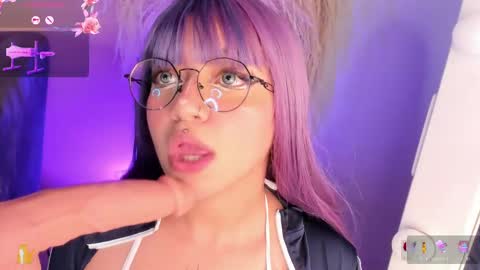  Sally White  online show from March 2025 07:38:01 PM