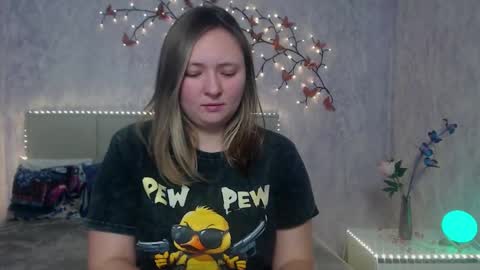 Snapshot of sallyverda chatting on March 2026 06:48:01 PM Sally online show from March 2026 06:48:01 PM