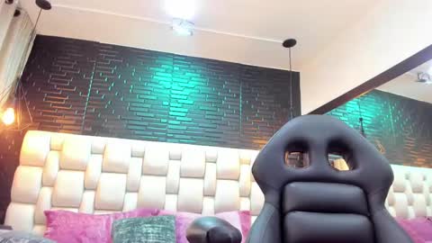 salome online show from February 2025 06:08:02 PM