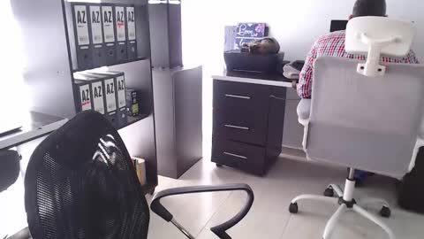 Salome online show from November 2025 01:22:02 PM