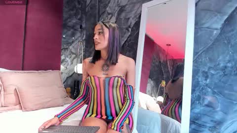 S A L O M E   online show from March 2026 12:33:01 PM