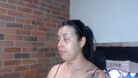 Snapshot of salome__hills chatting on February 2026 07:52:01 PM online show from February 2026 07:52:01 PM