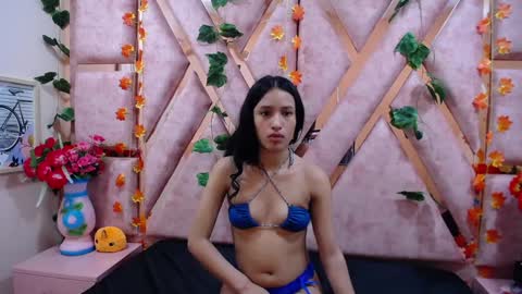 Snapshot of salome_queem chatting on February 2025 07:27:02 AM salome_queem online show from February 2025 07:27:02 AM