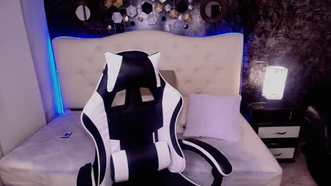 Salome online show from September 2025 09:42:01 PM