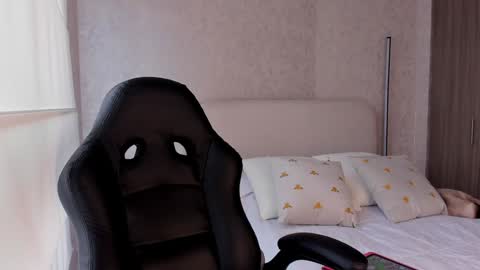 salo online show from February 2025 07:46:01 PM