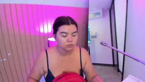 Salome online show from May 2026 03:33:02 AM