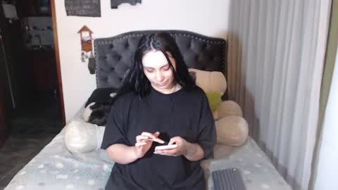 yenny online show from May 2026 03:12:01 AM