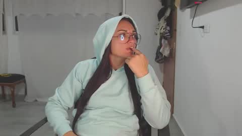 salome online show from December 2025 01:34:02 AM