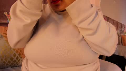 Snapshot of salomesimos1 chatting on February 2025 12:21:01 PM Salome online show from February 2025 12:21:01 PM