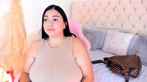 Snapshot of salomesimos1 chatting on September 2025 11:38:02 PM Salome online show from September 2025 11:38:02 PM