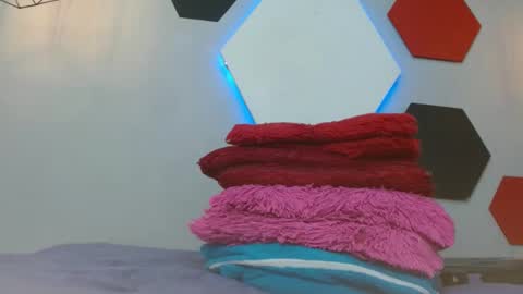 Snapshot of salomeswet chatting on January 2025 01:05:02 PM martina online show from January 2025 01:05:02 PM