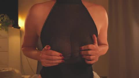 IsaBella-  online show from May 2026 08:03:02 PM
