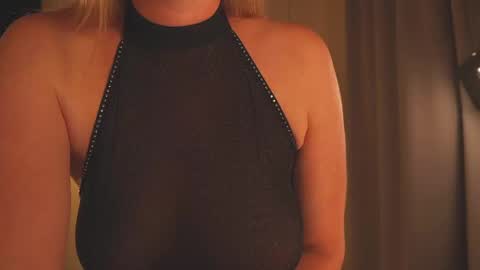 IsaBella-  online show from May 2026 07:45:02 PM