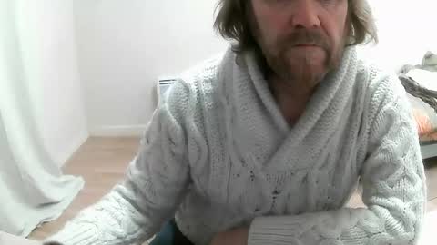 Saltimbanquier  Salt  ou  Banquier  online show from February 2025 07:45:02 AM