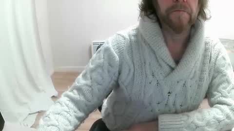 Saltimbanquier  Salt  ou  Banquier  online show from February 2025 07:12:02 AM