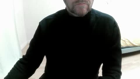 Saltimbanquier  Salt  ou  Banquier  online show from September 2025 12:28:02 PM