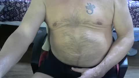 Snapshot of saltydogg chatting on December 2025 12:07:02 AM Saltyy online show from December 2025 12:07:02 AM