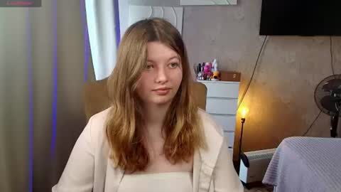 Snapshot of salut_love chatting on June 2026 12:47:02 PM Ruby online show from June 2026 12:47:02 PM