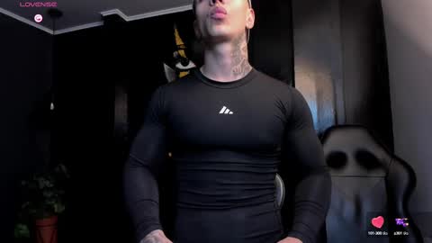 Snapshot of salvatore_damore chatting on September 2025 11:13:02 AM SALVATORE online show from September 2025 11:13:02 AM