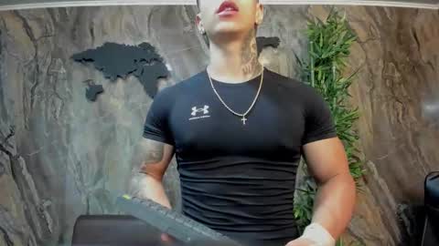 Snapshot of salvatore_damore chatting on October 2025 11:29:01 AM SALVATORE online show from October 2025 11:29:01 AM