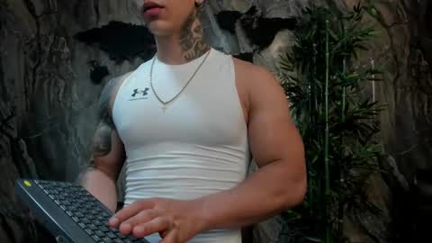 Snapshot of salvatore_damore chatting on October 2025 05:11:02 PM SALVATORE online show from October 2025 05:11:02 PM