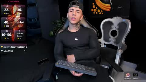 Snapshot of salvatore_damore chatting on October 2025 06:15:01 PM SALVATORE online show from October 2025 06:15:01 PM