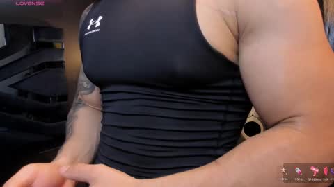 Snapshot of salvatore_damore chatting on October 2025 05:19:02 PM SALVATORE online show from October 2025 05:19:02 PM