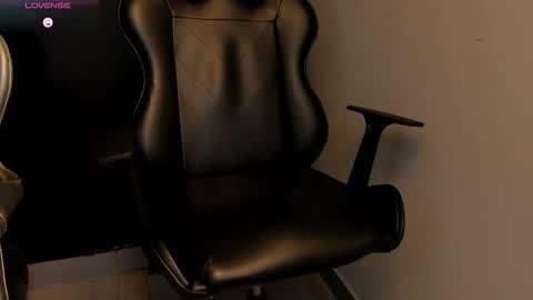 SALVATORE online show from November 2025 05:12:02 PM