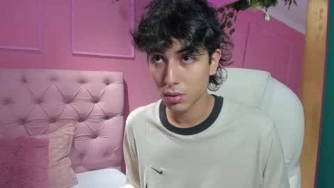 salvatore  online show from December 2024 07:49:02 PM