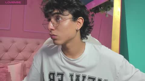 salvatore  online show from December 2024 11:49:01 PM